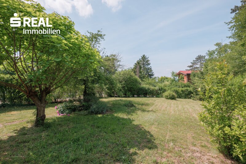 Grundstück 1